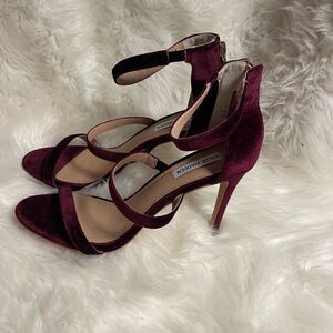 Steve Madden Fabric suede strappy heels sandals with back zipper Size 10M
